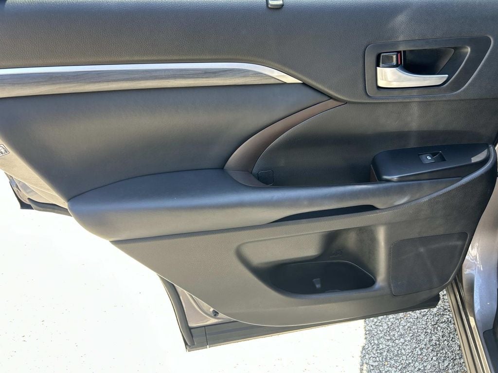 2017 Toyota Highlander Limited