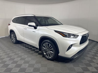 2021 Toyota Highlander Hybrid Platinum