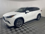 2021 Toyota Highlander Hybrid Platinum