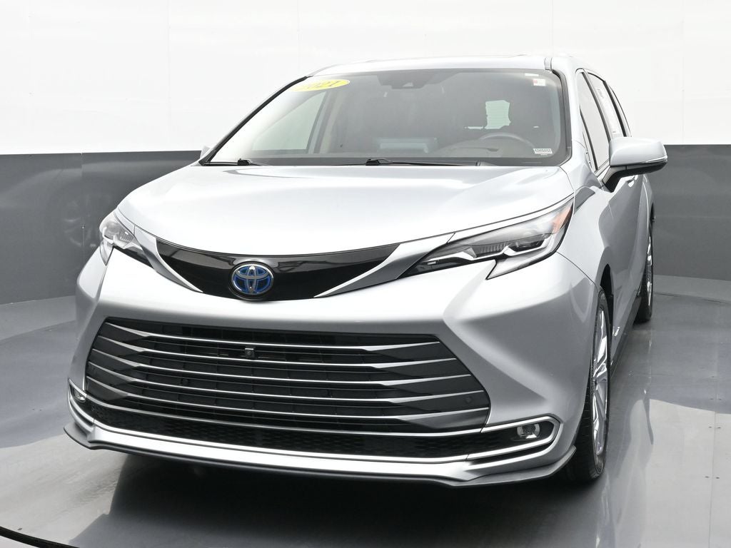 2021 Toyota Sienna Platinum 7 Passenger