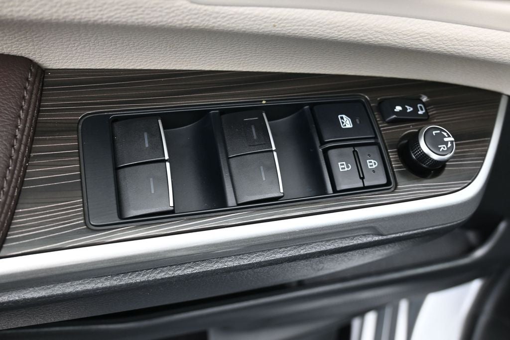 2021 Toyota Sienna Platinum 7 Passenger