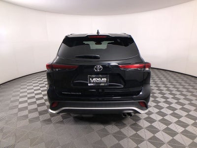 2023 Toyota Highlander XSE