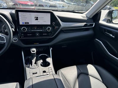 2024 Toyota Highlander XLE