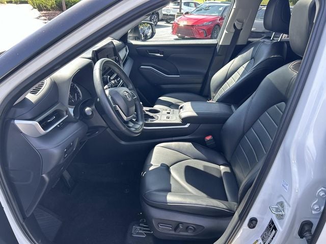 2024 Toyota Highlander XLE