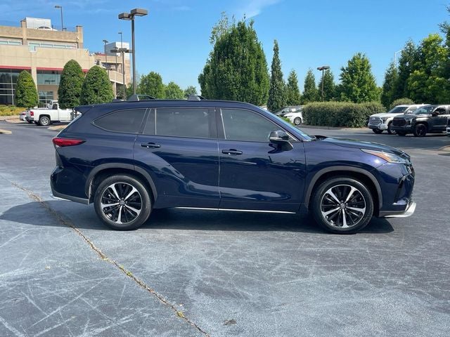 2022 Toyota Highlander XSE