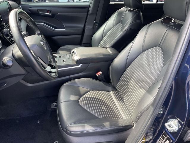2022 Toyota Highlander XSE