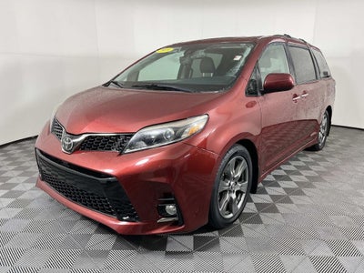 2019 Toyota Sienna SE Premium 8 Passenger