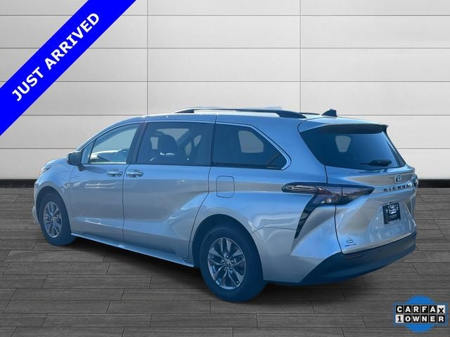 2024 Toyota Sienna XLE 7 Passenger