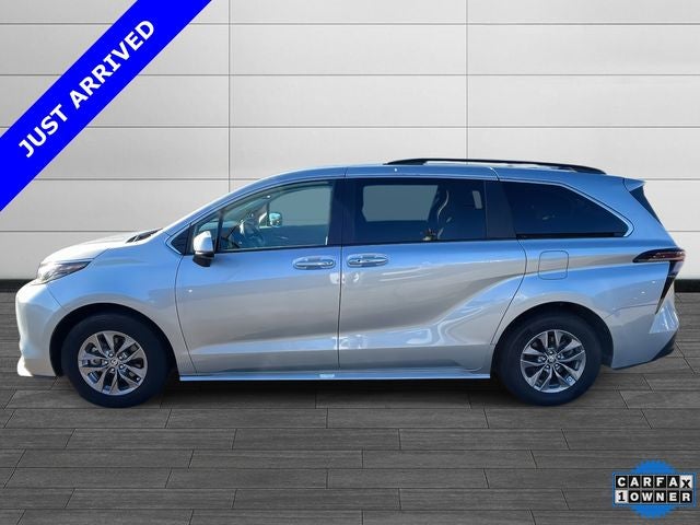 2024 Toyota Sienna XLE 7 Passenger