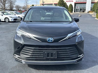 2024 Toyota Sienna XLE 7 Passenger