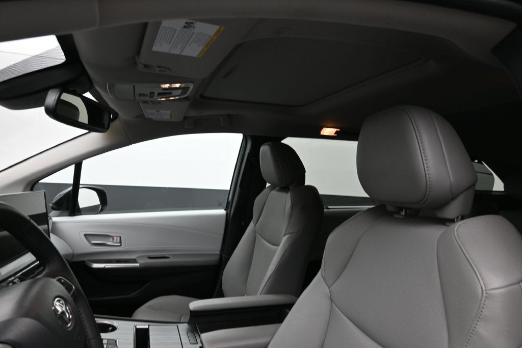 2026 Toyota Sienna XLE 8 Passenger