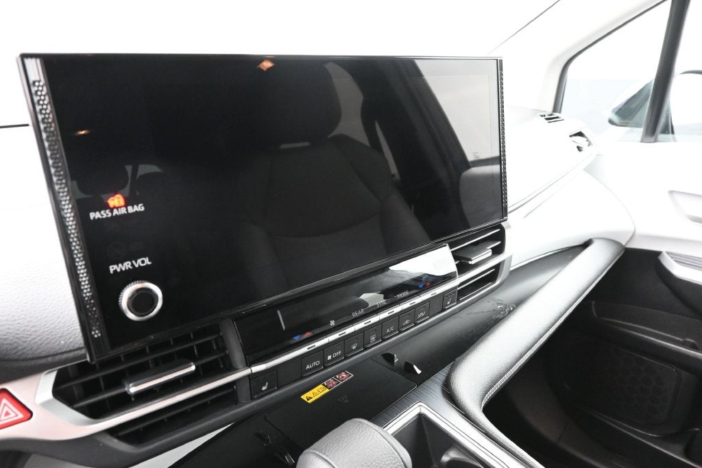 2026 Toyota Sienna XLE 8 Passenger