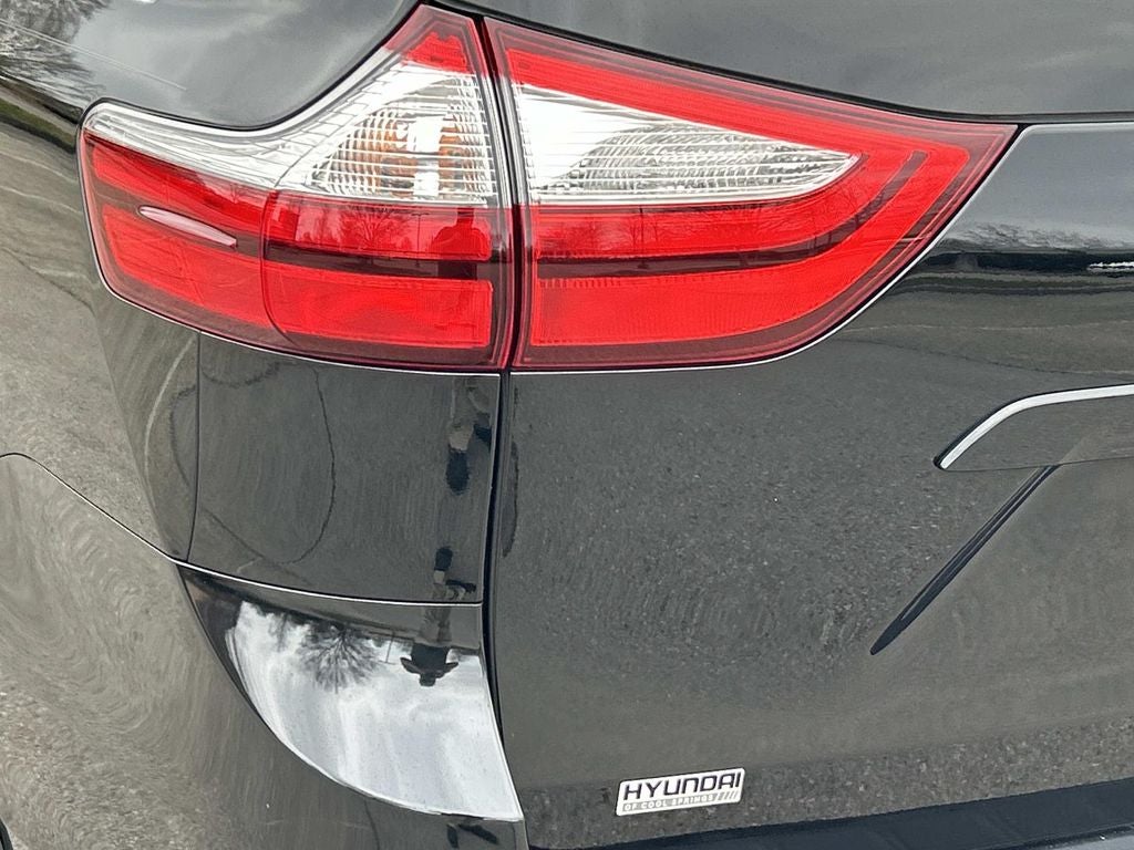 2019 Toyota Sienna XLE