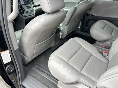 2019 Toyota Sienna XLE
