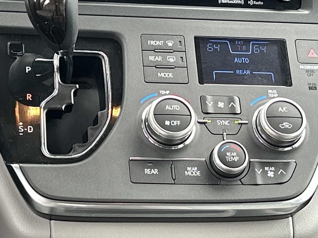 2019 Toyota Sienna XLE