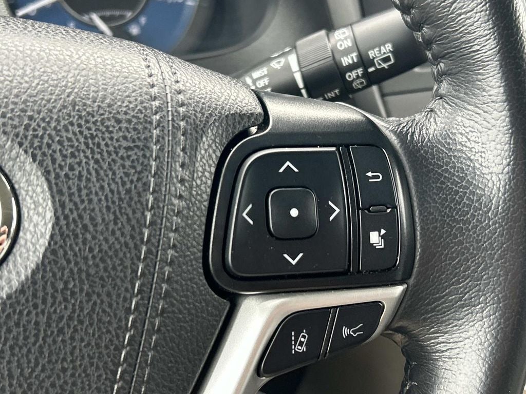 2019 Toyota Sienna XLE