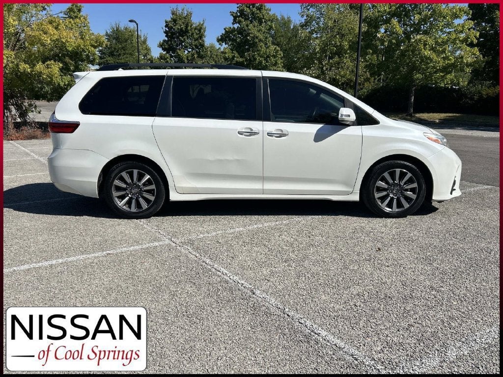 2018 Toyota Sienna Limited 7 Passenger