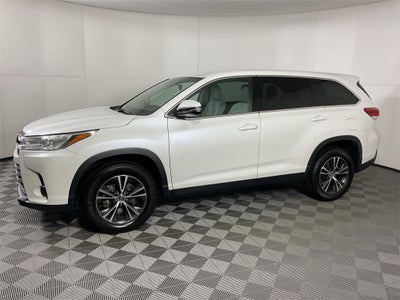 2019 Toyota Highlander LE