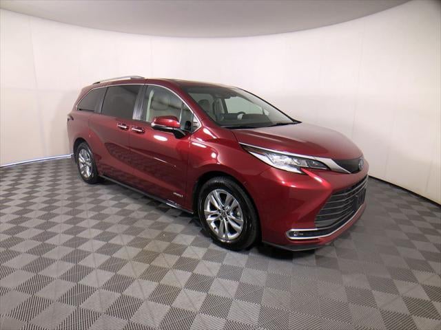 2021 Toyota Sienna Limited 7 Passenger