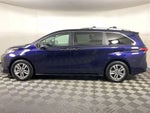 2023 Toyota Sienna Limited 7 Passenger