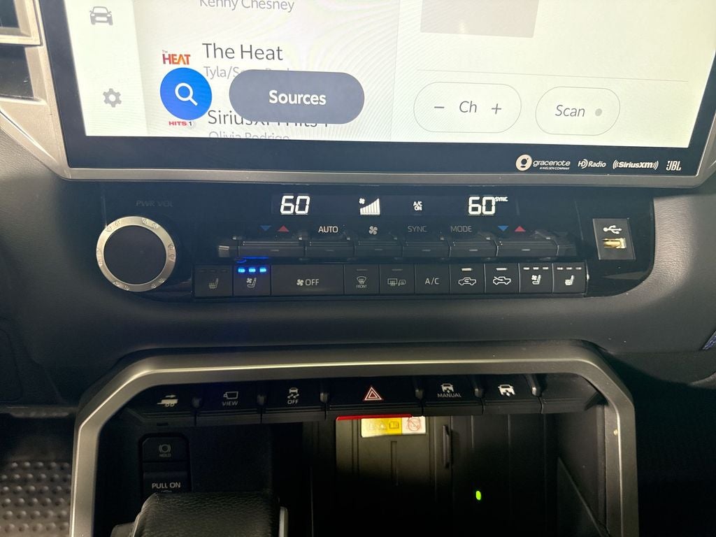 2023 Toyota Tundra Platinum