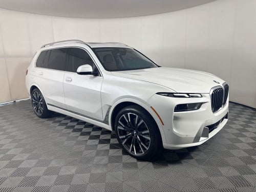 2025 BMW X7 xDrive40i