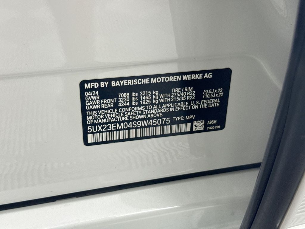 2025 BMW X7 xDrive40i