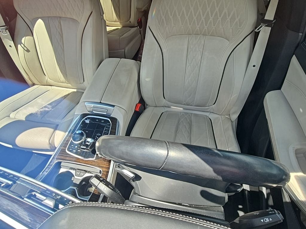 2020 BMW X7 M50i