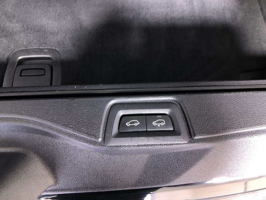 2021 BMW X7 M50i