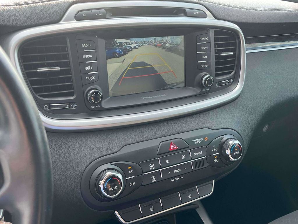 2017 Kia Sorento LX