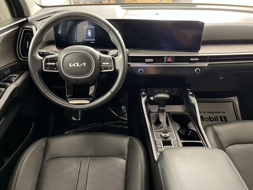 2025 Kia Sorento X-Line EX