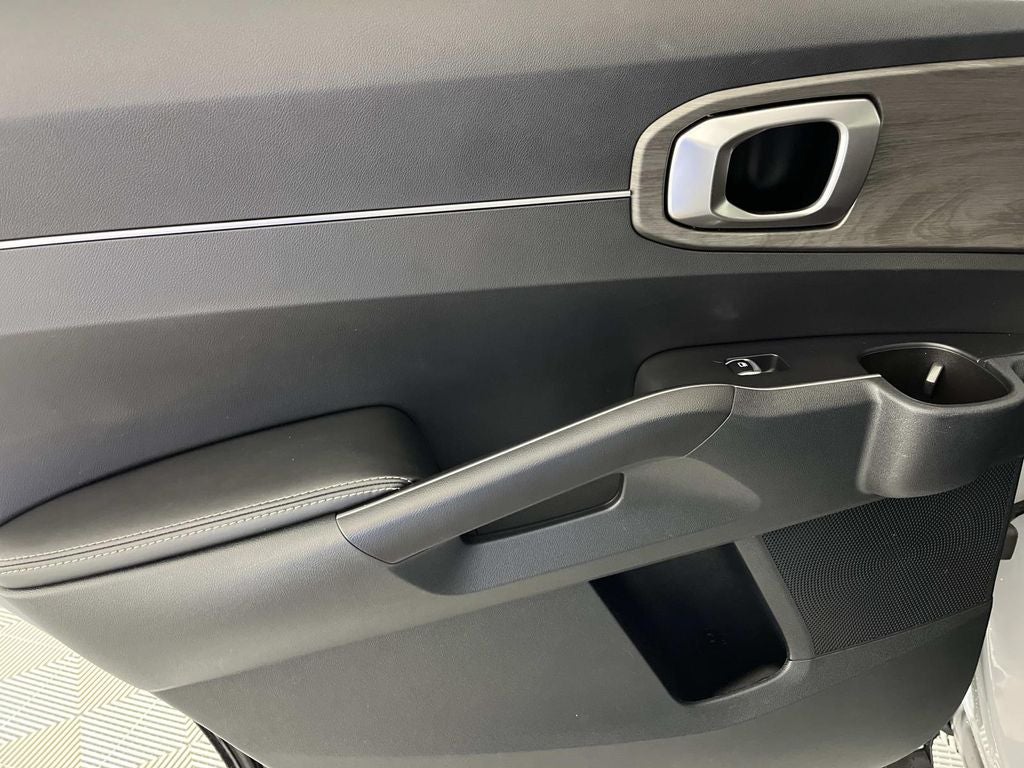2025 Kia Sorento X-Line EX