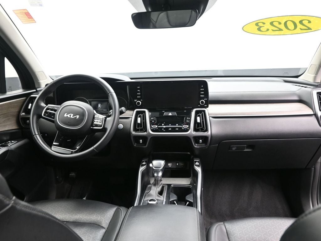 2023 Kia Sorento X-Line S