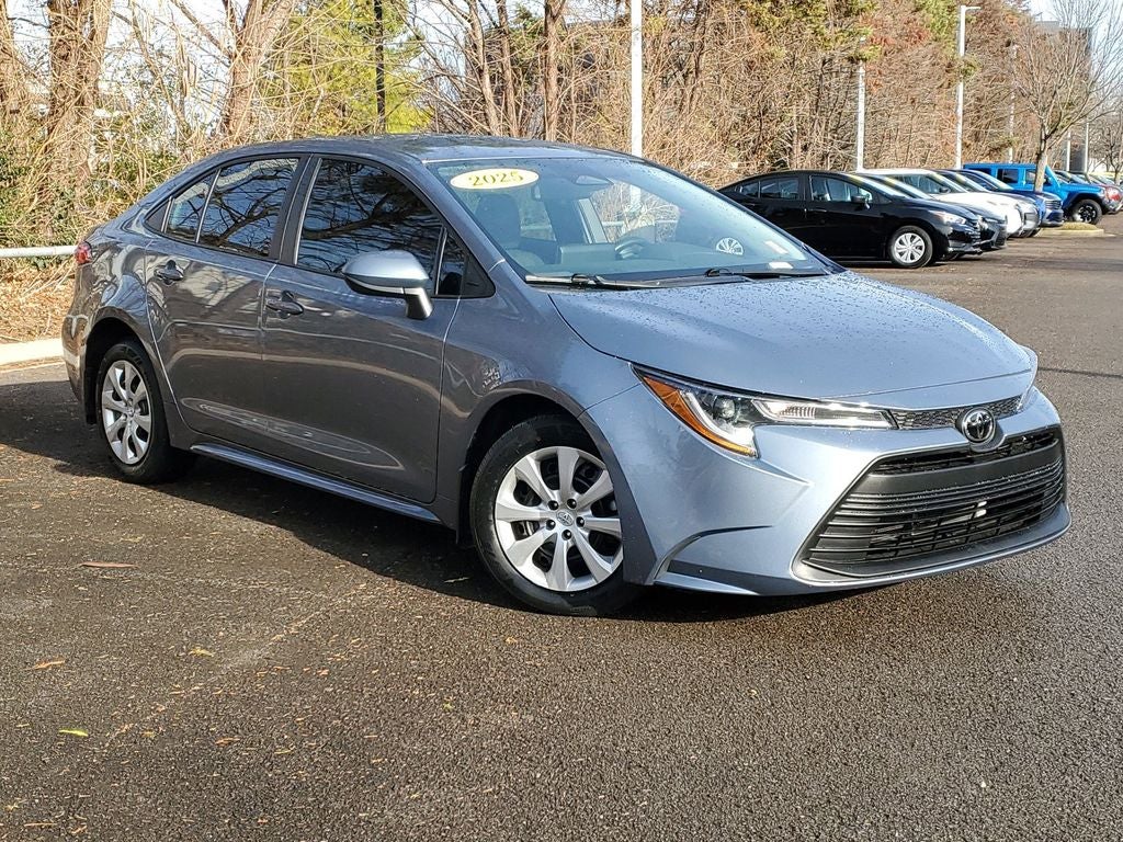 2025 Toyota Corolla LE