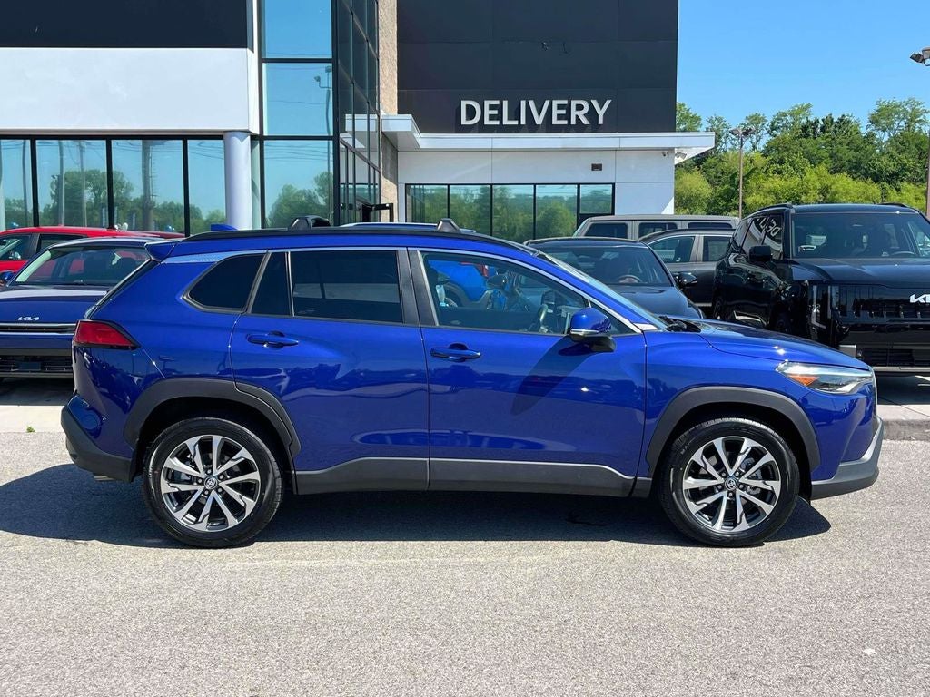 2023 Toyota Corolla Cross XLE