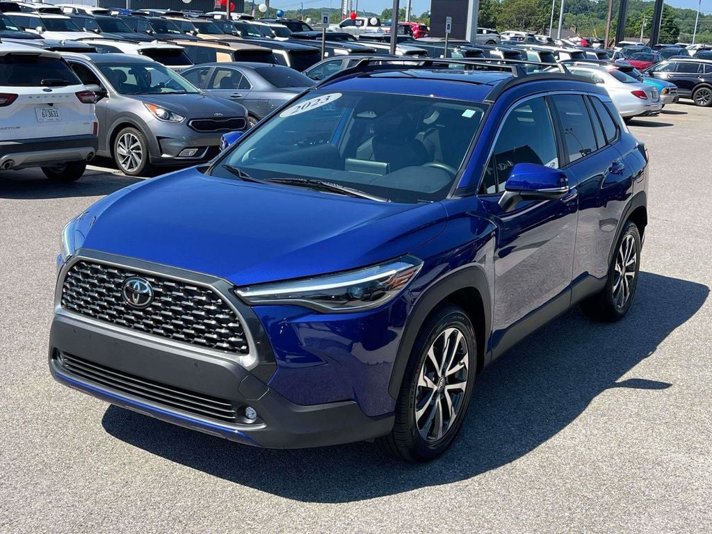 2023 Toyota Corolla Cross XLE