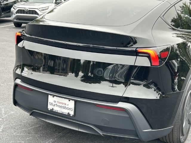 2026 Tesla Model Y Standard Range Standard
