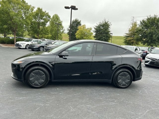 2026 Tesla Model Y Standard Range Standard