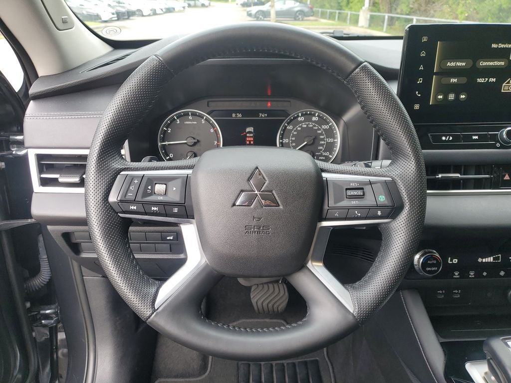 2025 Mitsubishi Outlander SE