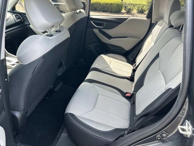 2023 Subaru Forester Base
