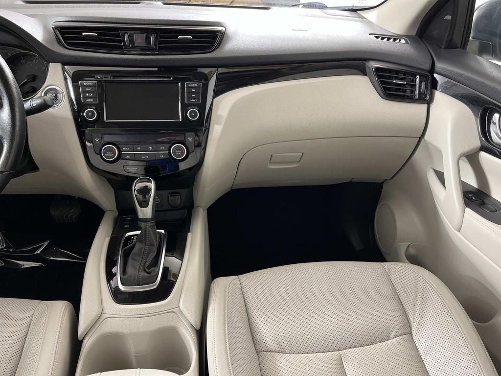 2022 Nissan Rogue Sport SL
