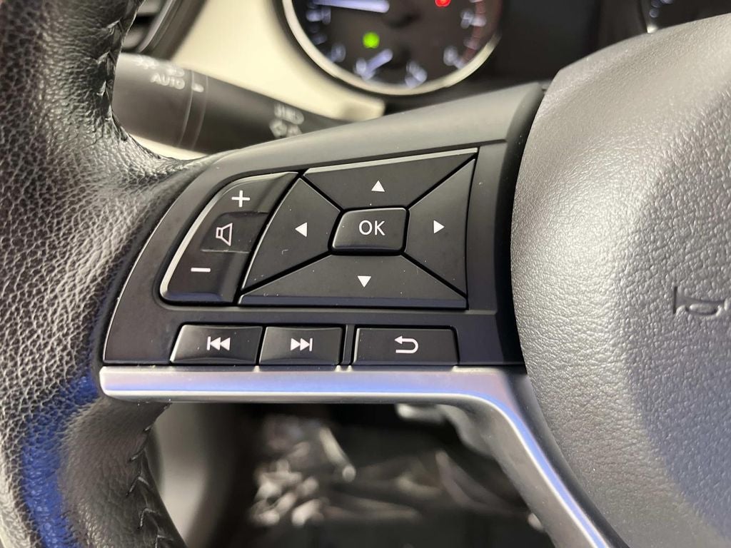2022 Nissan Rogue Sport SL