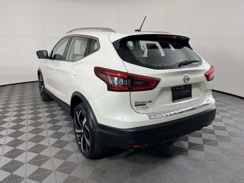 2022 Nissan Rogue Sport SL