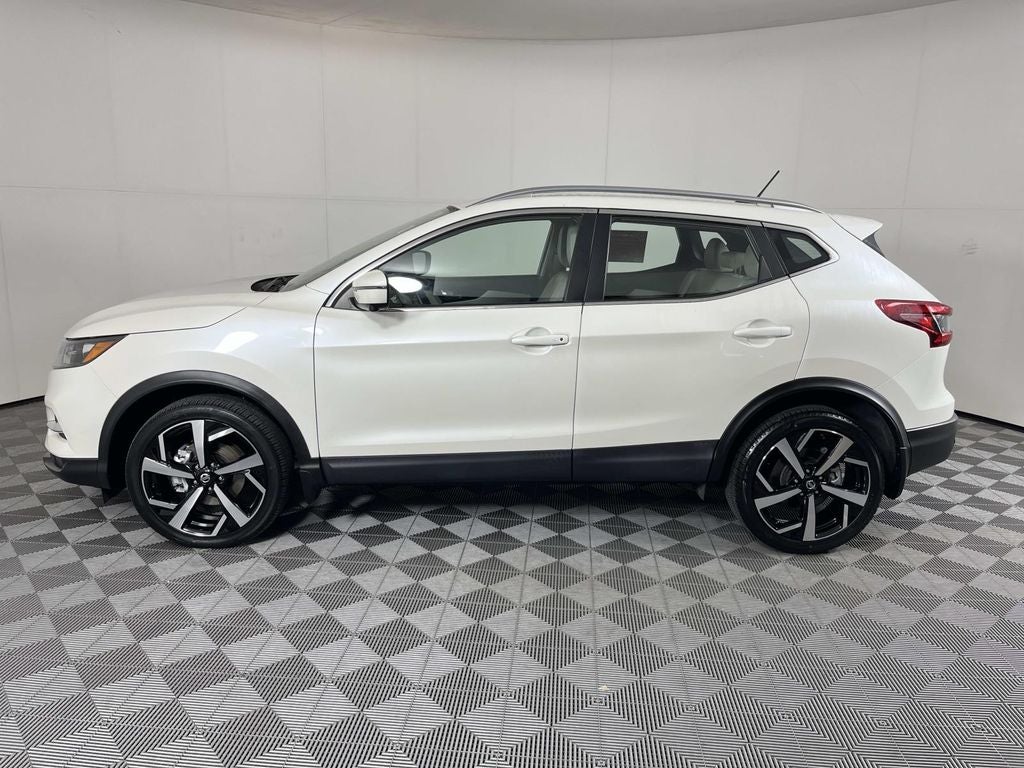 2022 Nissan Rogue Sport SL
