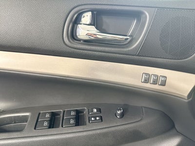 2013 INFINITI G37 X