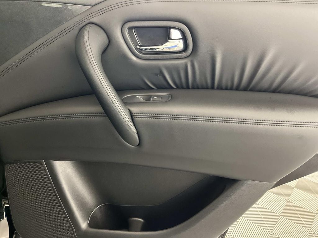 2024 Nissan Armada SV