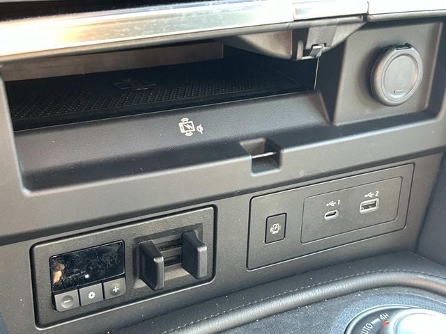 2024 Nissan Armada SV