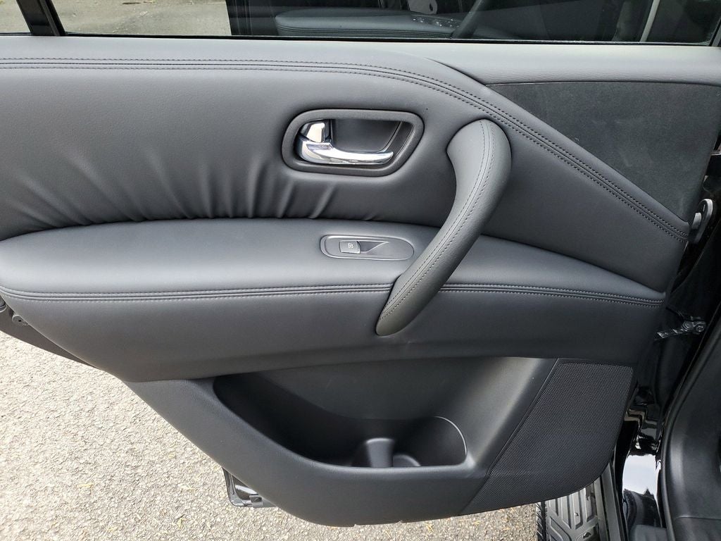 2024 Nissan Armada SV