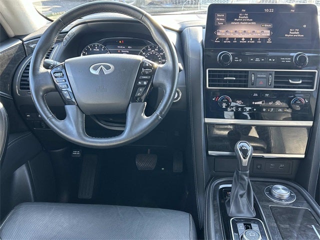 2023 INFINITI QX80 LUXE
