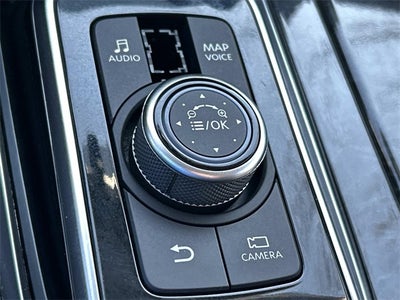 2023 INFINITI QX80 LUXE